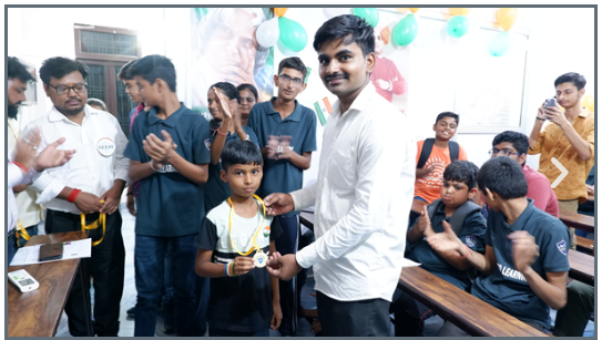 Achiever 9